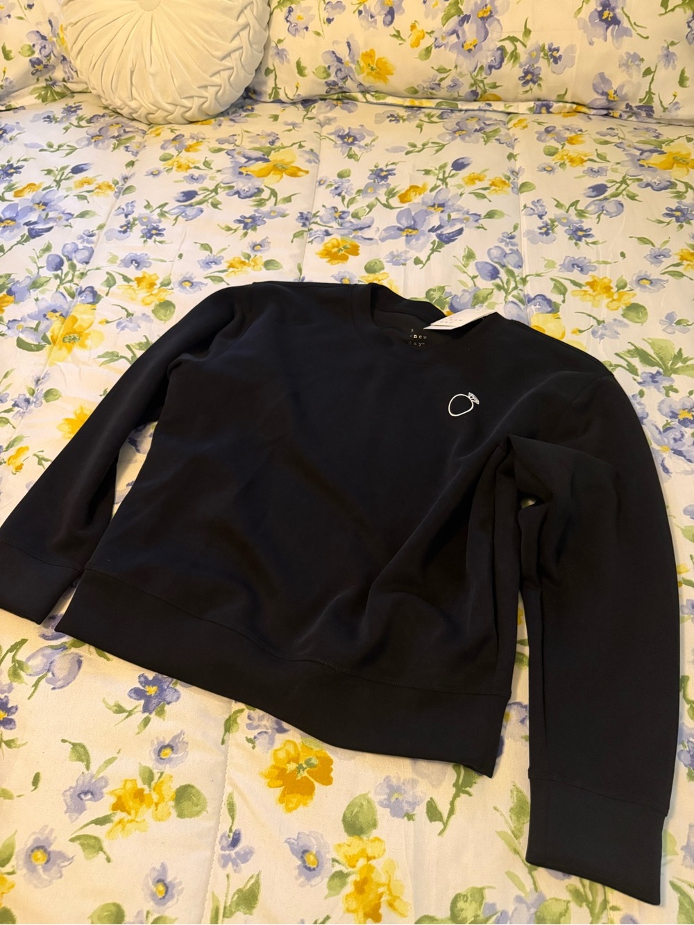 Women's Black Crewneck Sweatshirt - a new day size xs NWT